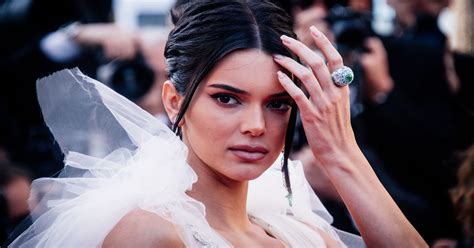 kendall jenner leaks|Kendall Jenners nude photos are leaked, Twitter body